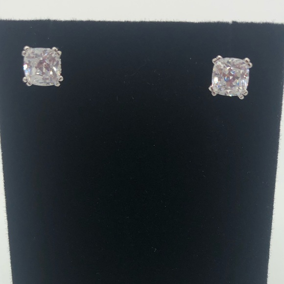 14k 1ct Cushion Cut Earrings - Picture 4 of 11